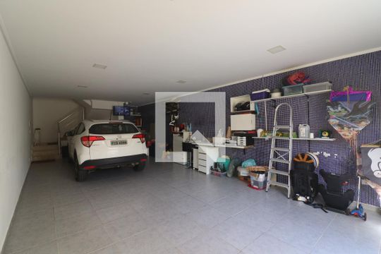 Garagem de casa à venda com 3 quartos, 220m² em Vila Isolina Mazzei, São Paulo