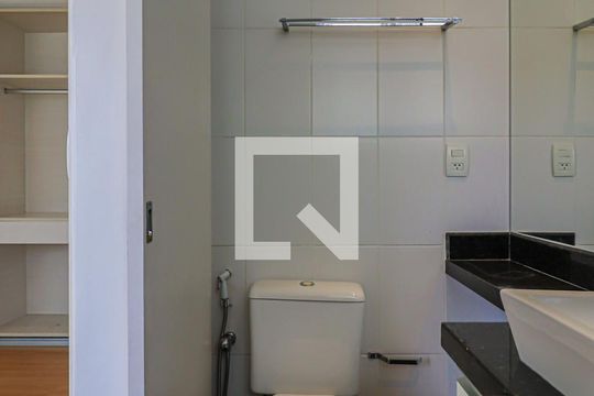 Banheiro do Quarto 3 Suíte de apartamento à venda com 3 quartos, 85m² em Funcionários, Belo Horizonte