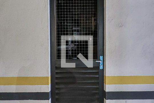 Garagem de apartamento à venda com 3 quartos, 85m² em Funcionários, Belo Horizonte