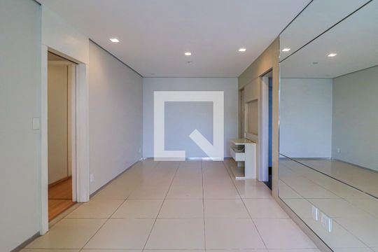 Sala de apartamento à venda com 3 quartos, 85m² em Funcionários, Belo Horizonte