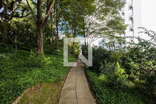 Área verde de apartamento à venda com 4 quartos, 120m² em Alto de Pinheiros, São Paulo