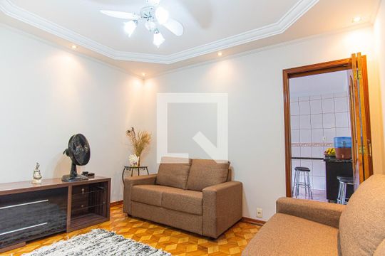 Casa à venda com 2 quartos, 160m² em Condomínio Maracanã, Santo André