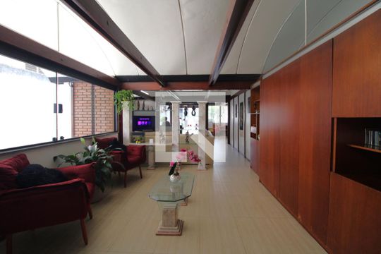 Sala de casa à venda com 4 quartos, 750m² em Jardim Ipanema (zona Sul), São Paulo