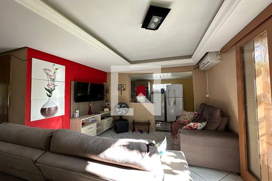 Casa à venda com 3 quartos, 200m² em Santos Dumont, São Leopoldo