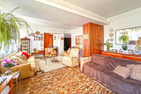 Sala de apartamento à venda com 4 quartos, 200m² em Centro Histórico, Porto Alegre