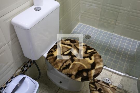 Banheiro de kitnet/studio para alugar com 1 quarto, 40m² em Jardim Jaú (zona Leste), São Paulo