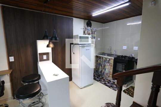 Cozinha de kitnet/studio para alugar com 1 quarto, 40m² em Jardim Jaú (zona Leste), São Paulo