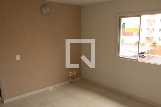 Sala de apartamento para alugar com 2 quartos, 45m² em Chácaras Tubalina E Quartel, Uberlândia