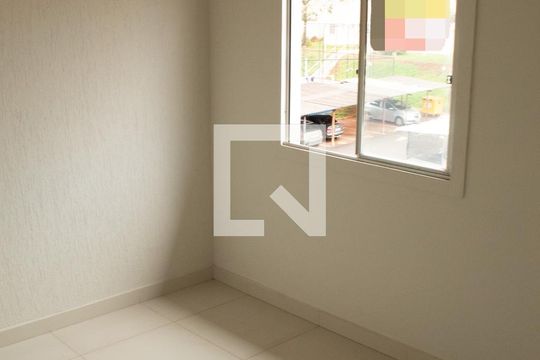 Quarto 1 de apartamento para alugar com 2 quartos, 45m² em Chácaras Tubalina E Quartel, Uberlândia