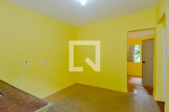 Cozinha de casa à venda com 3 quartos, 275m² em Vila Augusta, Guarulhos