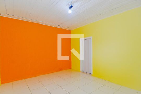 Sala de casa à venda com 3 quartos, 275m² em Vila Augusta, Guarulhos
