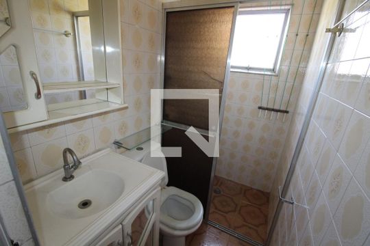 Banheiro de apartamento à venda com 2 quartos, 50m² em Conjunto Habitacional Teotonio Vilela, São Paulo