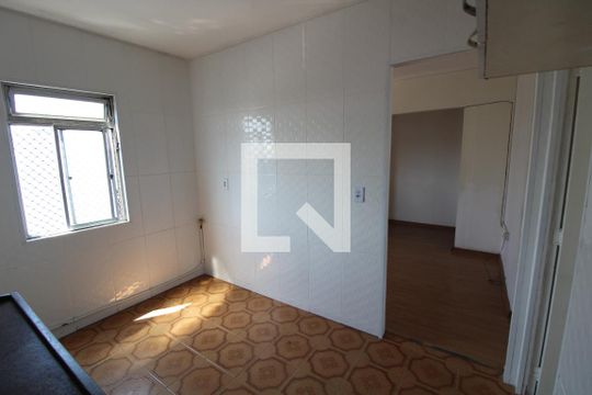 Cozinha de apartamento à venda com 2 quartos, 50m² em Conjunto Habitacional Teotonio Vilela, São Paulo