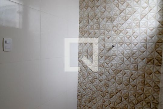 Banheiro de casa para alugar com 2 quartos, 70m² em  Jardim Residencial Villagio Ipanema I, Sorocaba