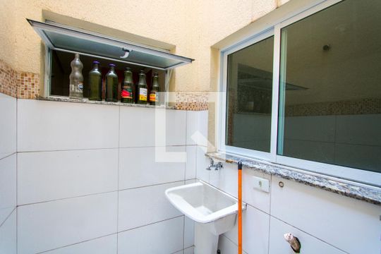 Área de serviço de apartamento para alugar com 2 quartos, 50m² em Vila Guarani, Santo André