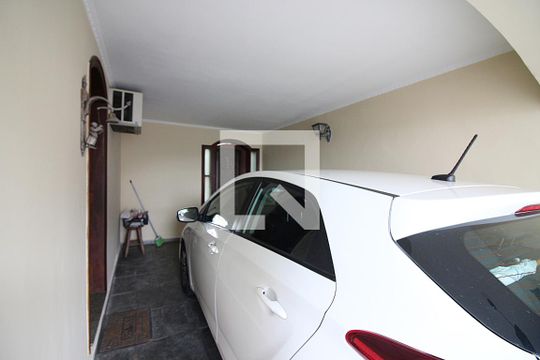 Garagem de casa à venda com 4 quartos, 350m² em Jardim do Mar, São Bernardo do Campo
