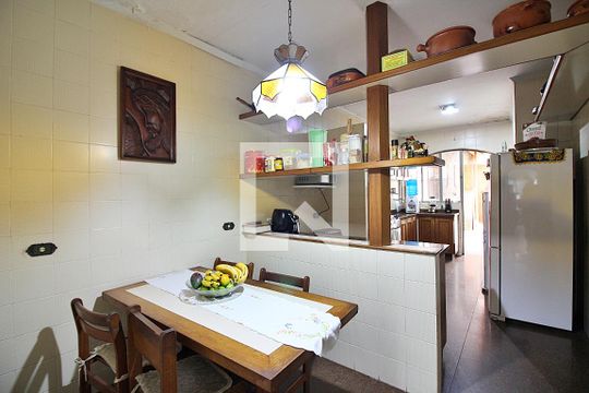 Copa e Cozinha  de casa à venda com 4 quartos, 350m² em Jardim do Mar, São Bernardo do Campo