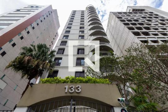 Fachada de apartamento para alugar com 1 quarto, 30m² em Itaim Bibi, São Paulo