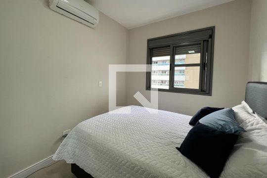Quarto 1 de apartamento à venda com 2 quartos, 74m² em Barra Funda, São Paulo