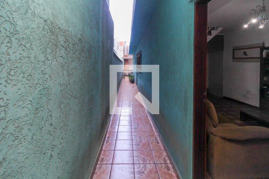 Corredor Externo de casa à venda com 4 quartos, 125m² em Jardim Sapopemba, São Paulo