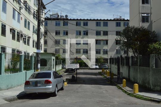 Fachada e portaria de apartamento para alugar com 2 quartos, 48m² em Taquara, Rio de Janeiro
