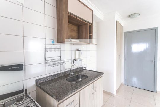 Cozinha de apartamento para alugar com 3 quartos, 58m² em Ferrazópolis, São Bernardo do Campo