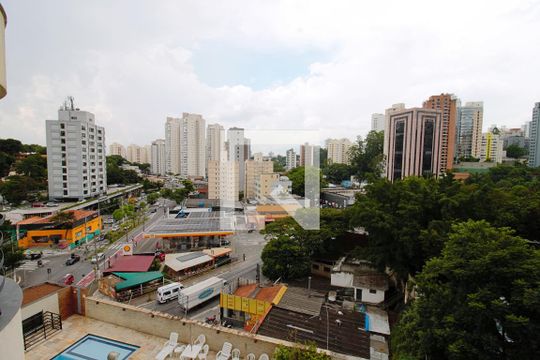Vista do Quarto 1  de apartamento à venda com 3 quartos, 110m² em Vila Suzana, São Paulo