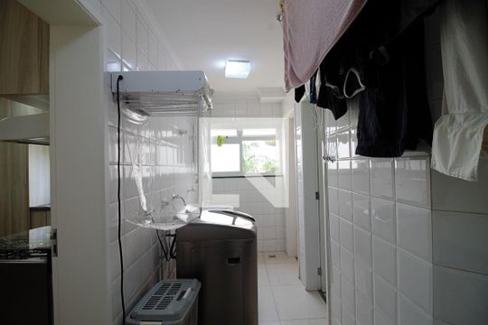 Área de Serviço de apartamento à venda com 3 quartos, 110m² em Vila Suzana, São Paulo