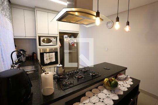 Cozinha de casa à venda com 3 quartos, 165m² em Vila Nhocune, São Paulo
