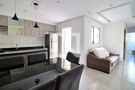 Apartamento à venda com 2 quartos, 50m² em Parque João Ramalho, Santo André