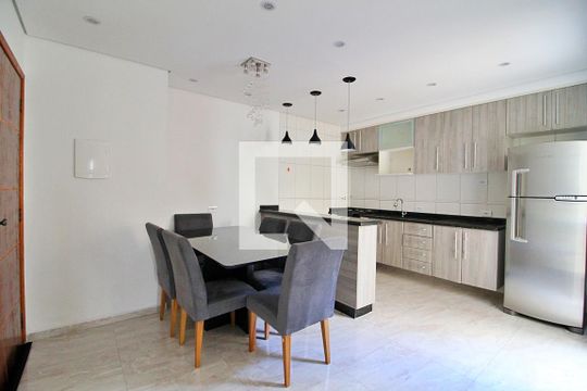 Sala/Cozinha de apartamento à venda com 2 quartos, 50m² em Parque João Ramalho, Santo André