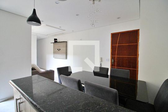 Sala/Cozinha de apartamento à venda com 2 quartos, 50m² em Parque João Ramalho, Santo André