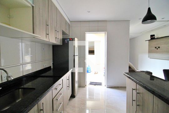 Sala/Cozinha/Área de Serviço de apartamento à venda com 2 quartos, 50m² em Parque João Ramalho, Santo André