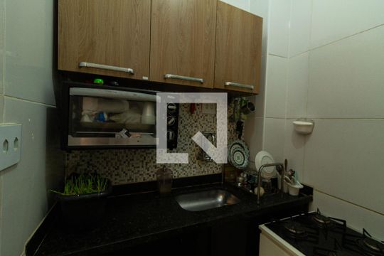 Cozinha de apartamento à venda com 1 quarto, 48m² em Piedade, Rio de Janeiro