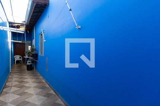 Corredor de casa à venda com 3 quartos, 140m² em Parque Residencial Jundiaí, Jundiaí