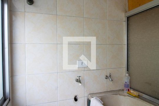 Área de Serviço de apartamento à venda com 3 quartos, 56m² em Itaquera, São Paulo