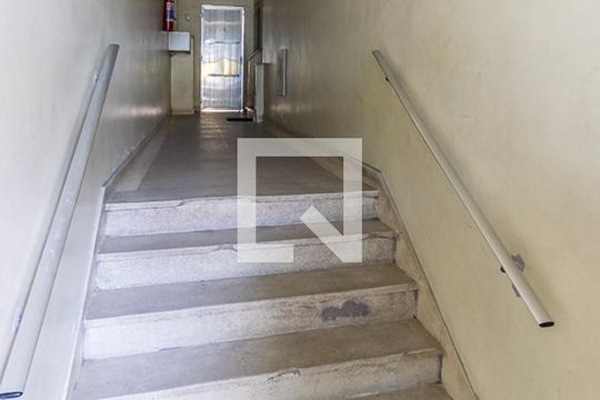 Área comum de acesso de apartamento à venda com 3 quartos, 78m² em Penha, Rio de Janeiro