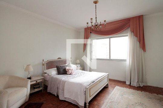 Suíte de apartamento para alugar com 3 quartos, 270m² em Higienópolis, São Paulo
