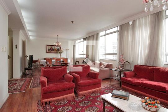 Apartamento para alugar com 3 quartos, 270m² em Higienópolis, São Paulo