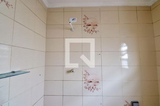 Banheiro Social de casa à venda com 2 quartos, 300m² em Parque Capuava, Santo André