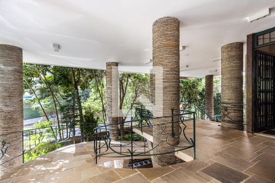 Hall de entrada de apartamento à venda com 3 quartos, 259m² em Jardim Paulista, São Paulo