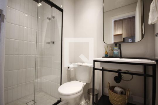 Banheiro de kitnet/studio à venda com 1 quarto, 24m² em Vila Mariana, São Paulo