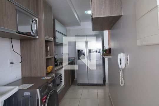 Área de serviço de apartamento para alugar com 3 quartos, 76m² em Jardim Goiás, Goiânia