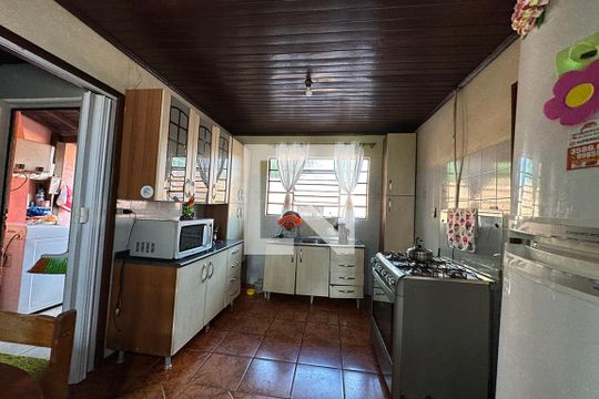 Cozinha de casa à venda com 3 quartos, 100m² em Santos Dumont, São Leopoldo