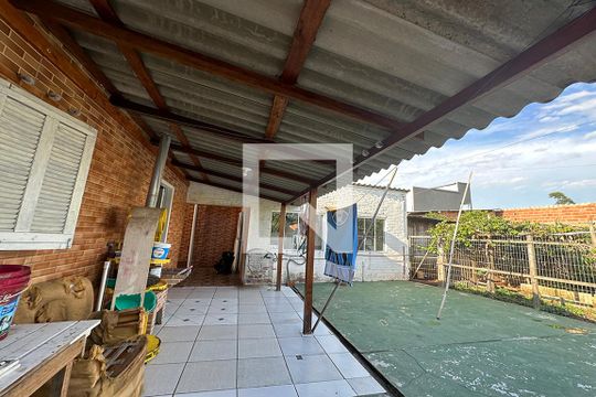 Varanda de casa à venda com 3 quartos, 90m² em Santos Dumont, São Leopoldo