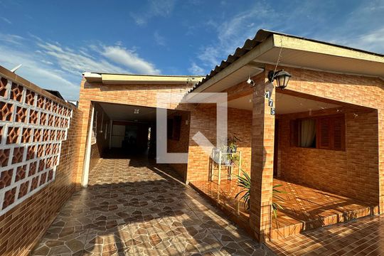 Fachada de casa à venda com 3 quartos, 90m² em Santos Dumont, São Leopoldo