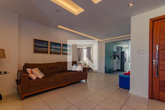 Apartamento para alugar com 2 quartos, 100m² em Barra, Salvador