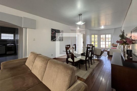 Casa de Condomínio à venda com 4 quartos, 300m² em Espírito Santo, Porto Alegre