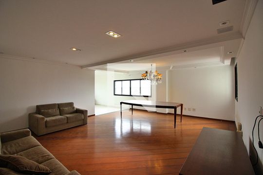 Sala  de apartamento à venda com 4 quartos, 500m² em Rudge Ramos, São Bernardo do Campo