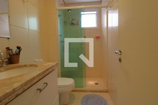 Banheiro comum de apartamento à venda com 3 quartos, 204m² em Vila Sofia, São Paulo